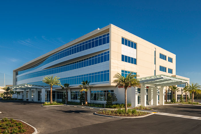 Tampa General Hospital's Brandon Healthplex exterior
