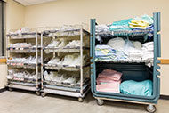 Hospital linen supply cart