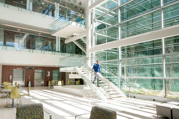 Ambulatory center promotes healthful choices