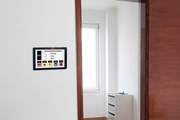 Improving navigation with digital wayfinding