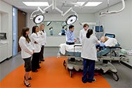 Bridging the gap between learning and career in simulation center ...